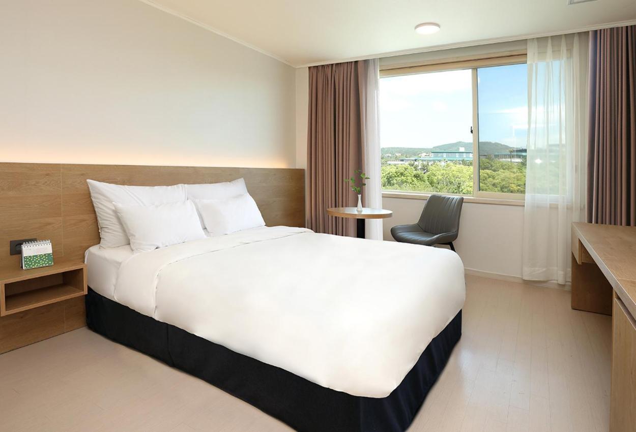 Bloom Hotel Jeju Exteriör bild