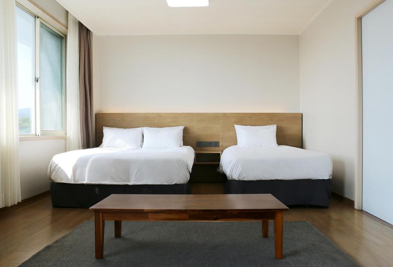Bloom Hotel Jeju Exteriör bild